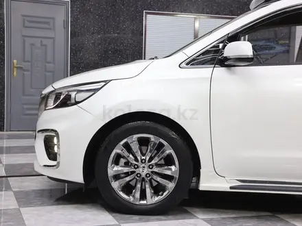 Kia Carnival 2016 года за 13 100 000 тг. в Шымкент – фото 6