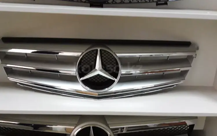 Решётка радиатора на Mercedes C/w204 AMG за 40 000 тг. в Алматы