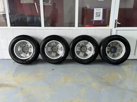 Диски и Шины (Yokohama) за 235 000 тг. в Атырау