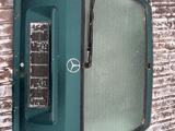 Mercedes E220 крышка багажникаүшін1 777 тг. в Актобе
