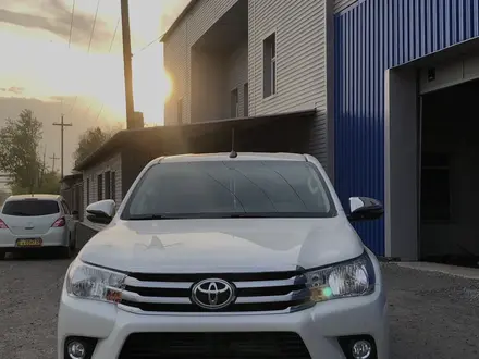 Toyota Hilux 2018 года за 18 200 000 тг. в Астана