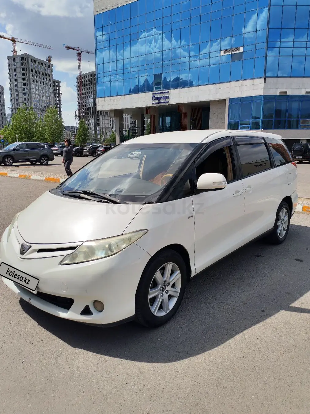 Toyota Previa, 2013