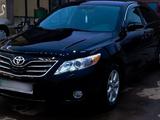 Toyota Camry 2010 года за 6 200 000 тг. в Шымкент