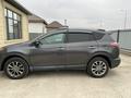Toyota RAV4 2017 года за 12 000 000 тг. в Атырау