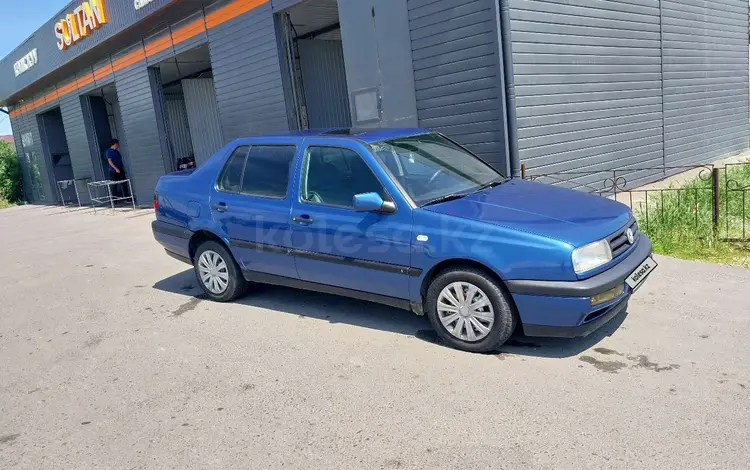 Volkswagen Vento 1995 годаүшін1 600 000 тг. в Тараз