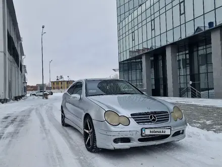 Mercedes-Benz C 230 2001 года за 2 500 000 тг. в Караганда – фото 17