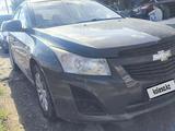 Chevrolet Cruze 2013 года за 3 000 000 тг. в Шымкент – фото 2