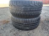 235/40R18 PIRELLI SOTTOZERO W240. за 40 000 тг. в Алматы