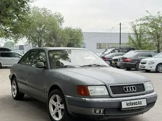 Audi 100