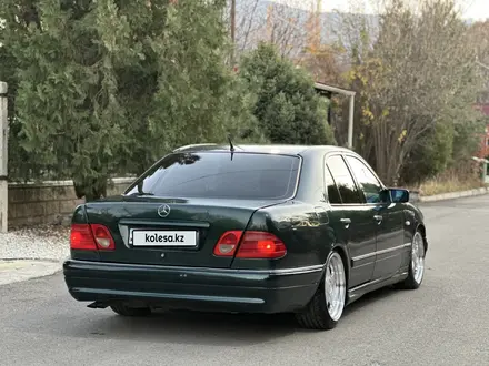 Mercedes-Benz E 320 1996 года за 4 000 000 тг. в Алматы – фото 7