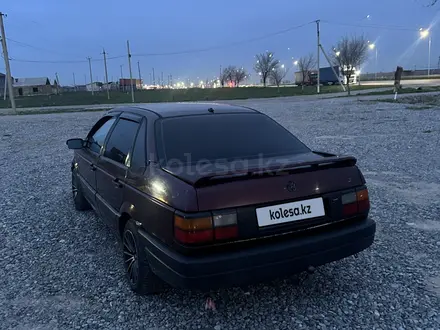 Volkswagen Passat 1990 года за 1 100 000 тг. в Астана – фото 2