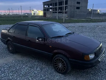 Volkswagen Passat 1990 года за 1 100 000 тг. в Астана – фото 4