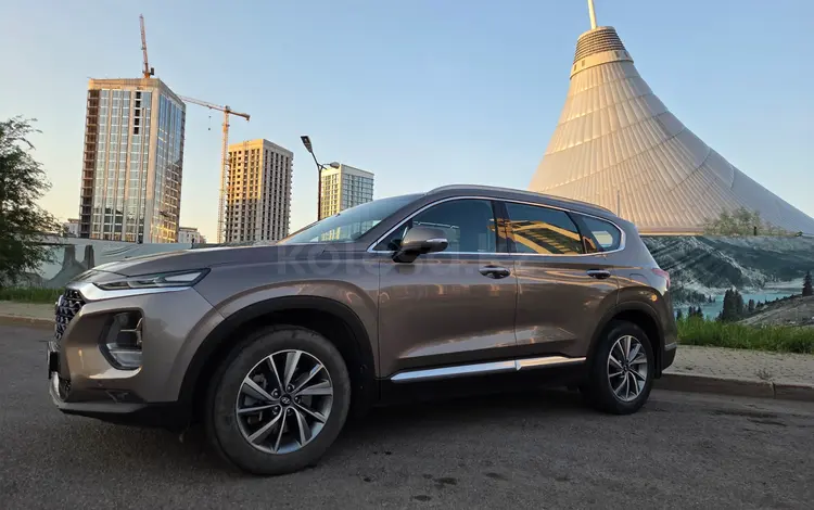 Hyundai Santa Fe 2019 года за 10 700 000 тг. в Астана