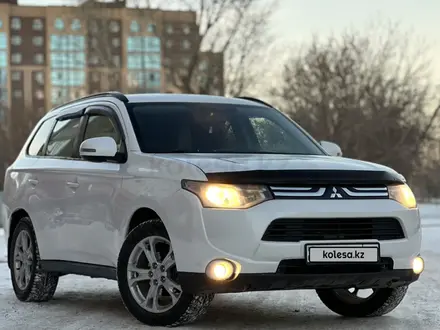 Mitsubishi Outlander 2013 года за 7 300 000 тг. в Кокшетау – фото 2