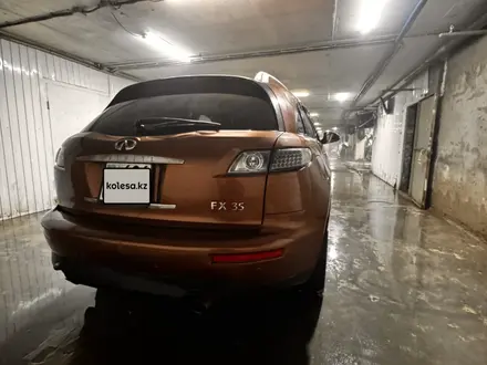 Infiniti FX35 2005 года за 3 000 000 тг. в Караганда – фото 8