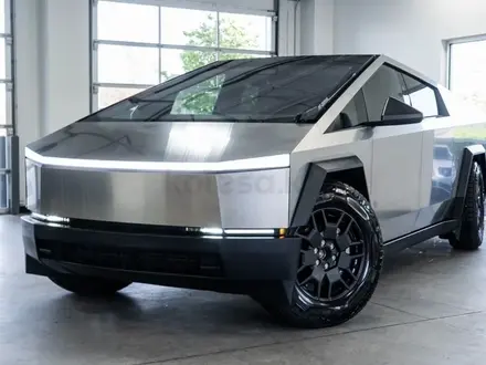 Tesla Cybertruck 2024 года за 93 000 000 тг. в Астана