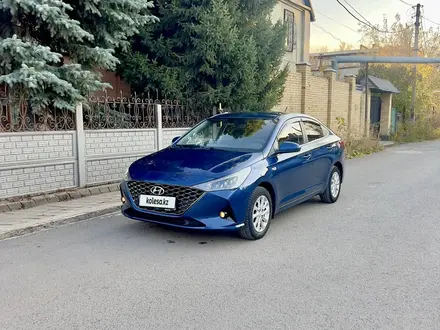 Hyundai Accent 2021 года за 8 200 000 тг. в Караганда