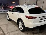 Infiniti QX70 2014 годаfor9 000 000 тг. в Алматы – фото 3