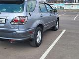Lexus RX 300 2003 годаүшін5 400 000 тг. в Алматы – фото 3
