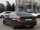 BMW 530 2018 года за 14 590 000 тг. в Алматы – фото 2