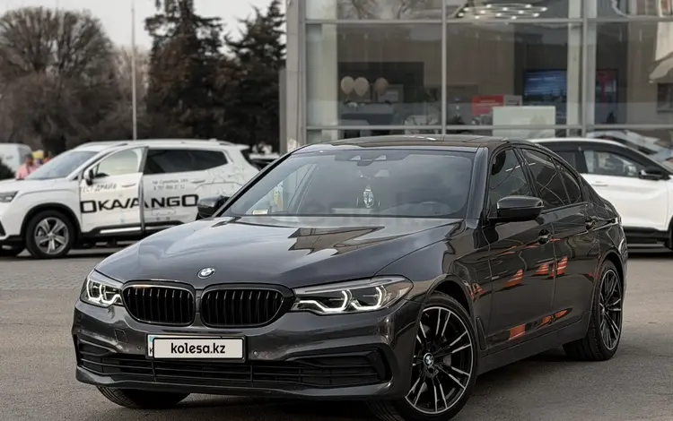 BMW 530 2018 года за 14 590 000 тг. в Алматы