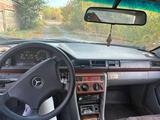 Mercedes-Benz E 260 1992 года за 650 000 тг. в Павлодар