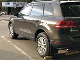 Volkswagen Touareg 2017 года за 19 700 000 тг. в Алматы – фото 5