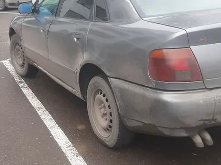 Audi A4 1995 года за 1 000 000 тг. в Астана – фото 3