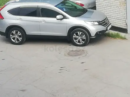 Honda CR-V 2014 года за 10 500 000 тг. в Костанай – фото 2