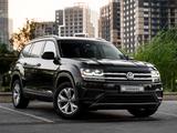 Volkswagen Atlas 2019 года за 19 000 000 тг. в Алматы