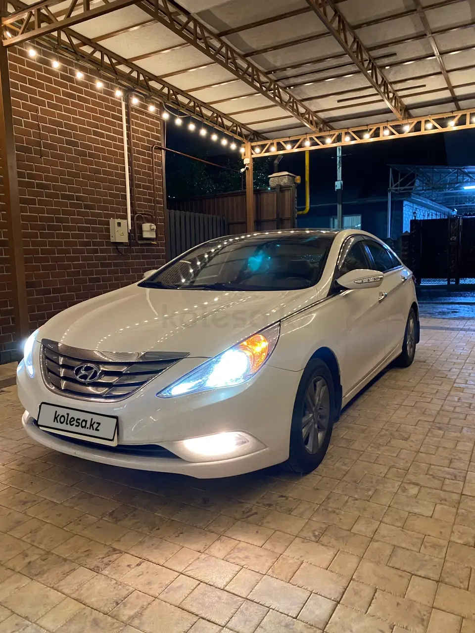 Hyundai Sonata, 2010