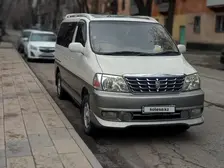 Toyota Grand HiAce, 2002