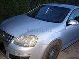 Volkswagen Jetta 2006 годаfor3 100 000 тг. в Шымкент