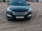 Hyundai Santa Fe 2013 года за 10 500 000 тг. в Уральск