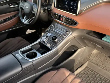 Hyundai Santa Fe 2022 года за 16 500 000 тг. в Алматы – фото 8