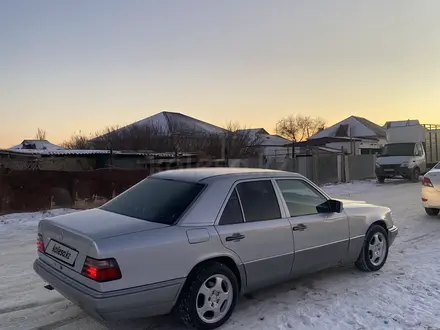 Mercedes-Benz E 280 1994 года за 3 000 000 тг. в Кызылорда