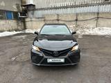 Toyota Camry 2019 года за 10 700 000 тг. в Алматы – фото 2