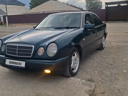 Mercedes-Benz E 280 1998 года за 2 900 000 тг. в Кызылорда – фото 4