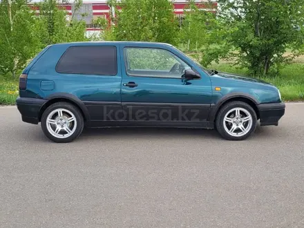 Volkswagen Golf 1994 года за 1 490 000 тг. в Костанай – фото 3