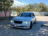Mercedes-Benz C 200 2002 годаүшін1 400 000 тг. в Казалинск – фото 2