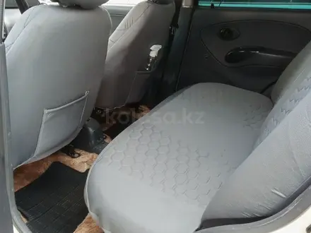 Daewoo Matiz 2011 года за 1 500 000 тг. в Атырау – фото 7