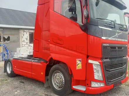 Volvo  FH 2014 года за 15 000 000 тг. в Алматы – фото 4