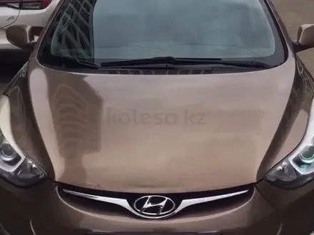 Hyundai Elantra 2014 года за 5 300 000 тг. в Астана