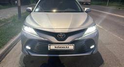 Toyota Camry 2019 года за 14 800 000 тг. в Алматы