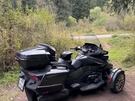 BRP  Can-Am Spyder RT Sea-to-Sky 2023 года за 19 900 000 тг. в Алматы – фото 4
