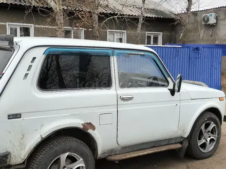 ВАЗ (Lada) Lada 2121 2002 года за 900 000 тг. в Павлодар – фото 4