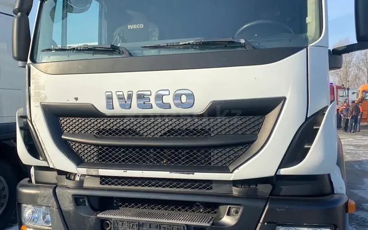 IVECO  Trakker 2016 года за 16 500 000 тг. в Алматы