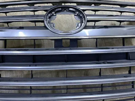 Решетка радиатора Lexus LX 570 за 280 000 тг. в Астана – фото 5