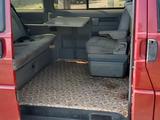Volkswagen Multivan 1993 года за 2 900 000 тг. в Шортанды – фото 2