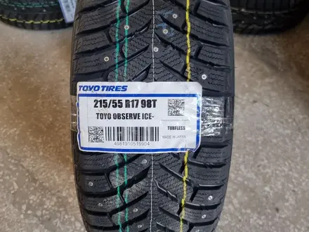 Япония Toyo observe ice freezer 215/55 R17 2022ГОД за 60 000 тг. в Алматы